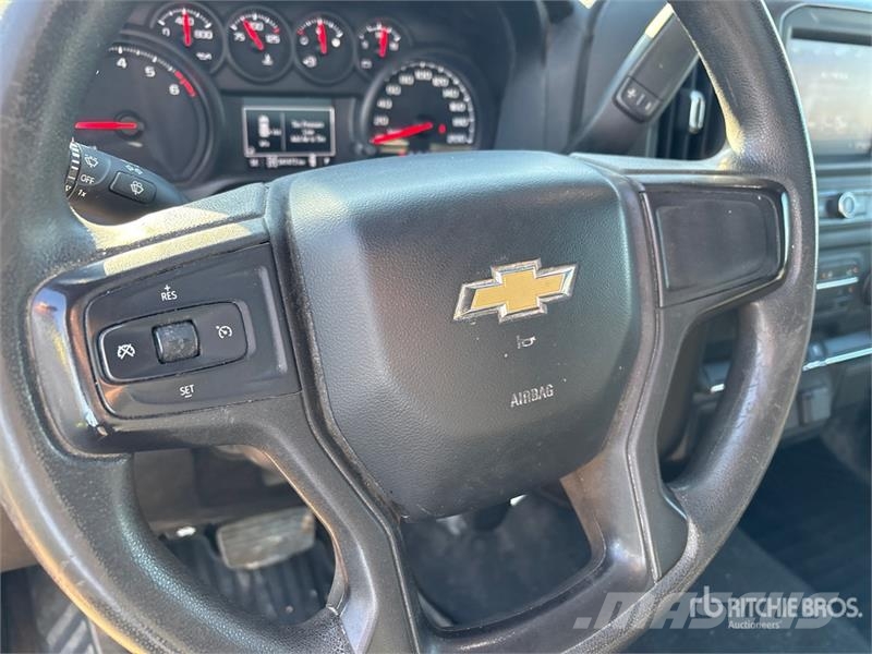 Chevrolet Silverado 1500 Custom 4x4 Extended Cab Pickup Anders