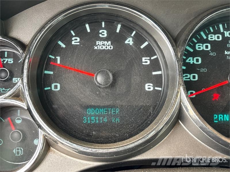 Chevrolet Silverado 1500 LT 4x4 Crew Cab Pickup Altele
