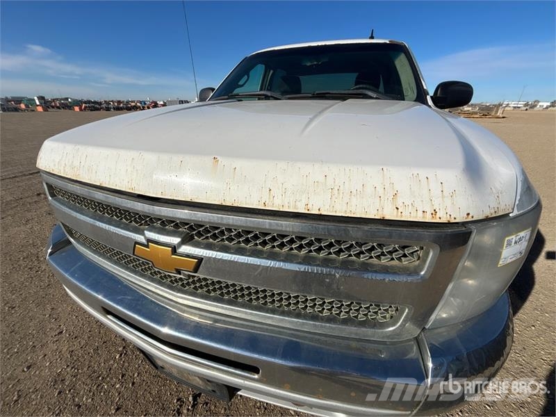Chevrolet Silverado 1500 LT 4x4 Crew Cab Pickup Anders