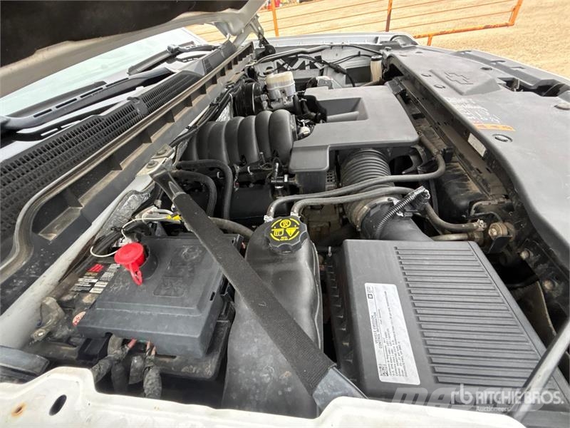 Chevrolet Silverado 1500 LT 4x4 Crew Cab Pickup Další