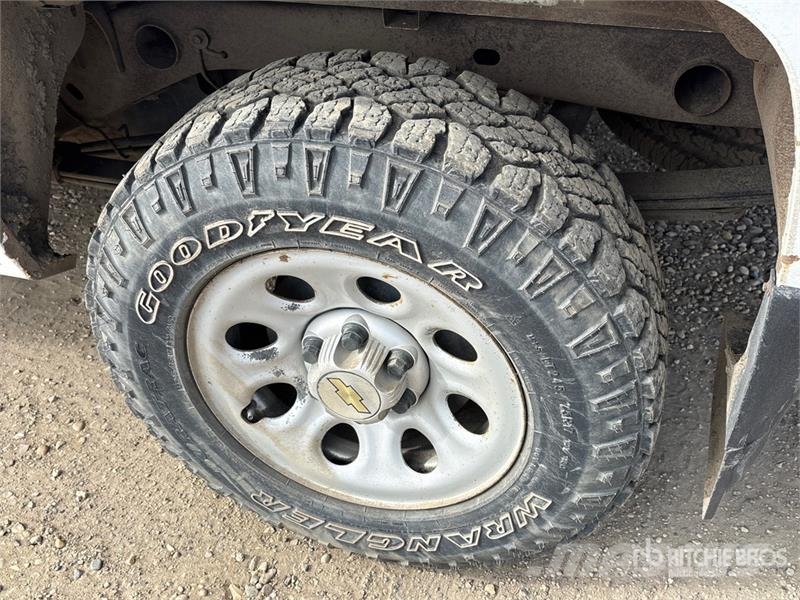 Chevrolet Silverado 1500 4x4 Extended Cab Pickup Ostalo