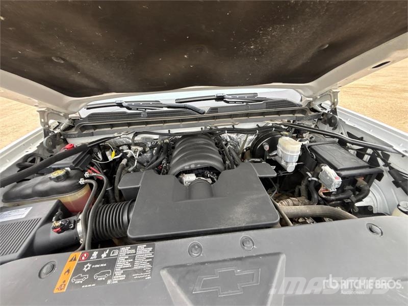 Chevrolet Silverado 1500 LT 4x4 Crew Cab Pickup Další