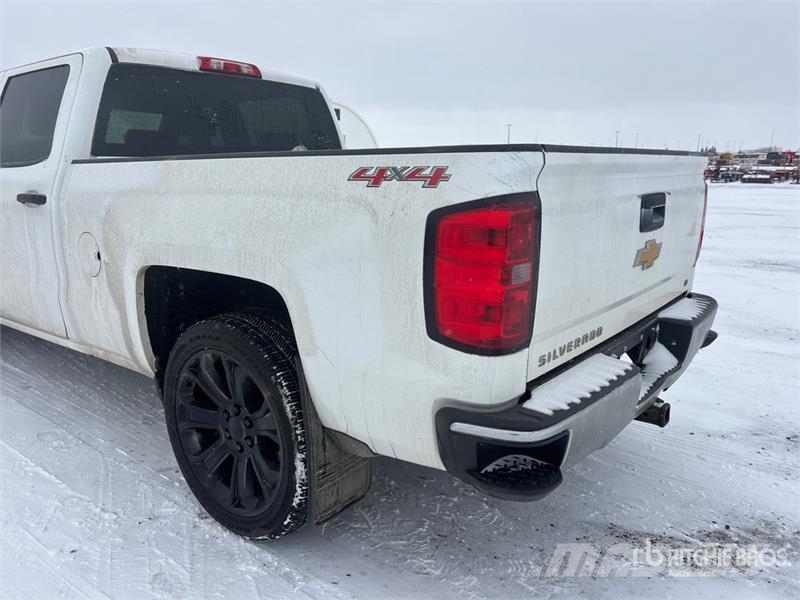 Chevrolet Silverado 1500 4x4 Crew Cab Pickup Other