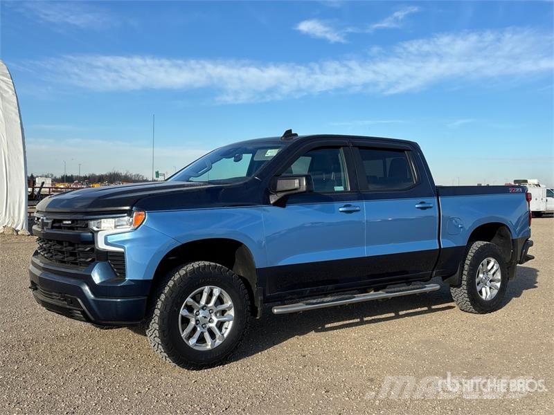 Chevrolet Silverado 1500 4x4 Crew Cab Pickup Drugi