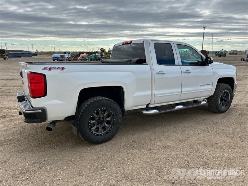 Chevrolet Silverado 1500 LT 4x4 Dual Cab Pickup Ostalo