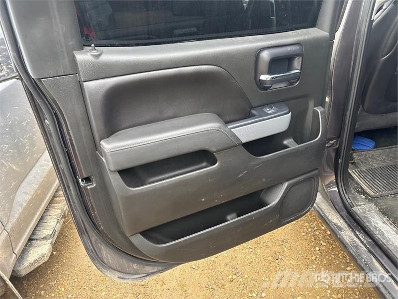 Chevrolet Silverado 1500 LTZ 4x4 Crew Cab Pickup Andre