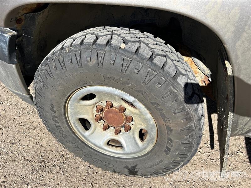 Chevrolet Silverado 1500 4x4 Crew Cab Pickup Прочие фургоны