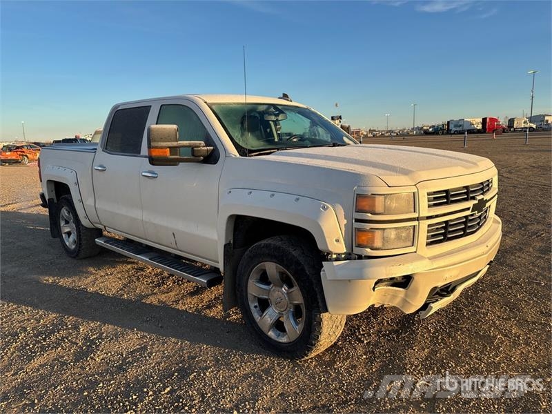 Chevrolet Silverado 1500 LT 4x4 Crew Cab Pickup Drugi