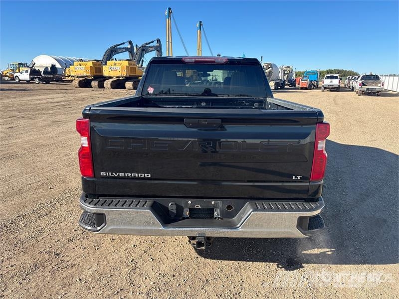 Chevrolet Silverado 1500 LT 4x4 Crew Cab Pickup 其他