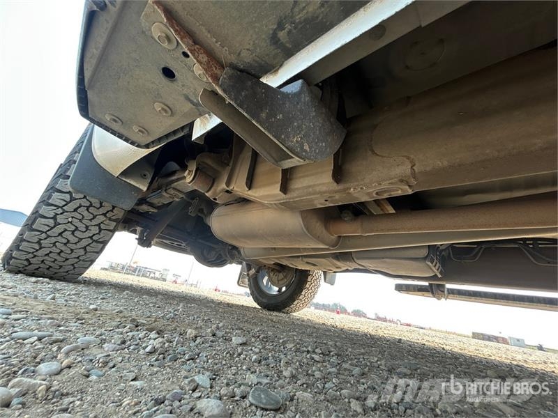 Chevrolet Silverado 1500 RST 4x4 Crew Cab Pickup Ostalo