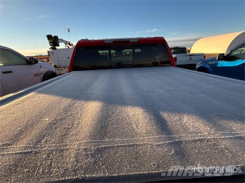 Chevrolet Silverado 1500 LT 4x4 Crew Cab Pickup Drugi