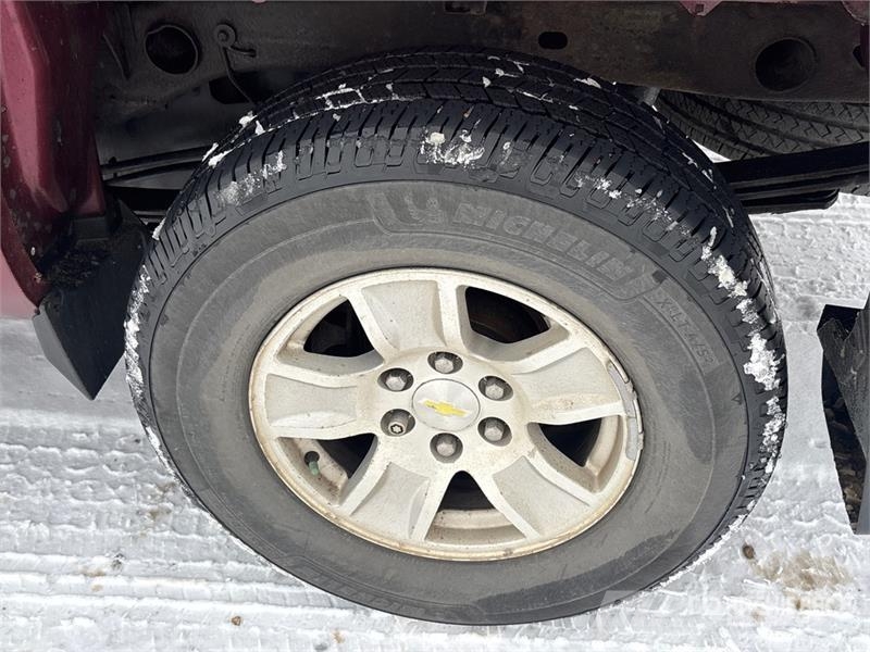 Chevrolet Silverado 1500 4x4 Crew Cab Pickup Andere Transporter