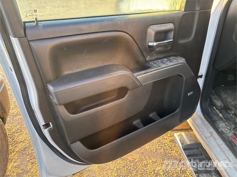 Chevrolet Silverado 1500 LT 4x4 Crew Cab Pickup Drugi