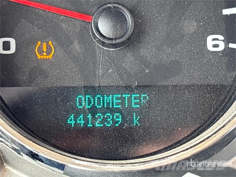 Chevrolet Silverado 1500 LT 4x4 Crew Cab Pickup Ostalo