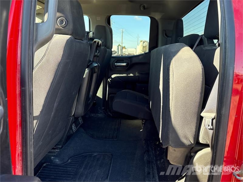 Chevrolet Silverado 1500 Custom 4x4 Extended Cab Pickup Anders