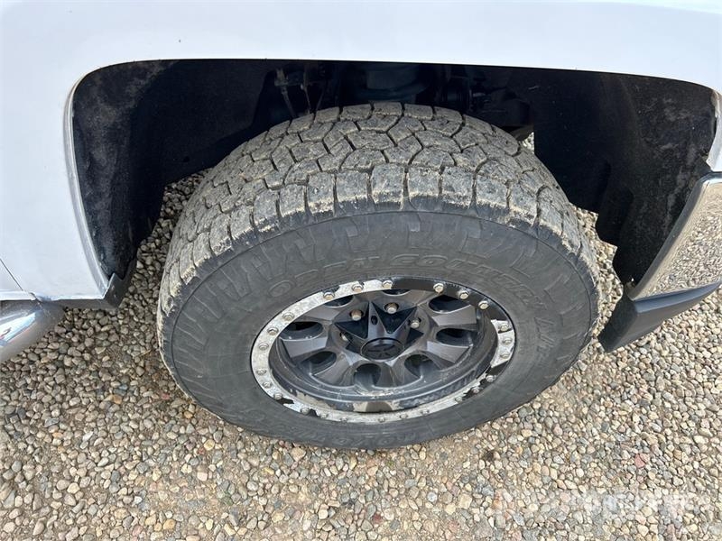 Chevrolet Silverado 1500 LT 4x4 Dual Cab Pickup Ostalo
