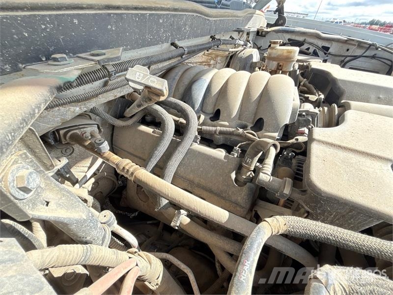 Chevrolet Silverado 1500 LT 4x4 Crew Cab Pickup Drugi