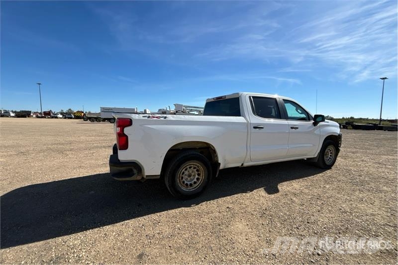 Chevrolet Silverado 1500 4x4 Crew Cab Pickup Anders