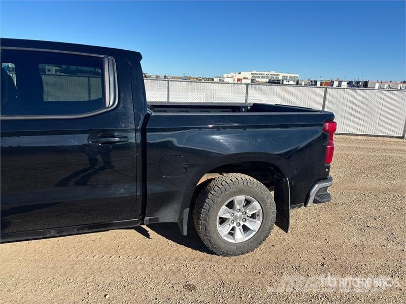 Chevrolet Silverado 1500 LT 4x4 Crew Cab Pickup 其他
