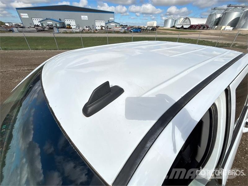Chevrolet Silverado 1500 LT 4x4 Crew Cab Pickup Drugi