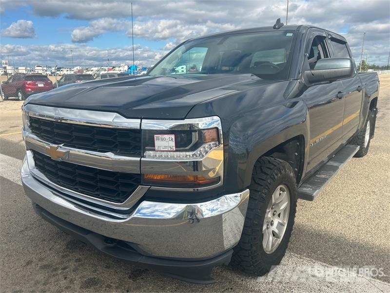 Chevrolet Silverado 1500 4x4 Crew Cab Pickup Andre