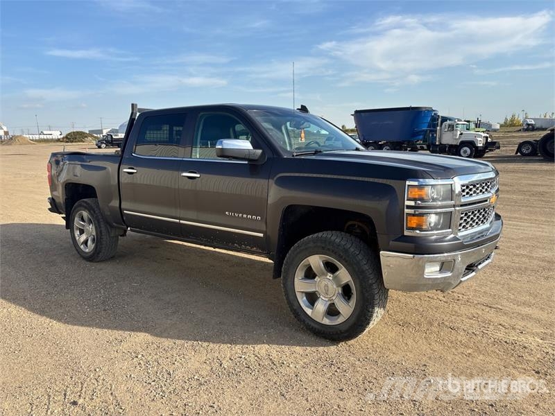 Chevrolet Silverado 1500 LTZ 4x4 Crew Cab Pickup Autre fourgon / utilitaire