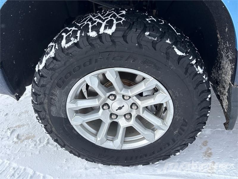 Chevrolet Silverado 1500 RST 4x4 Crew Cab Pickup Drugi