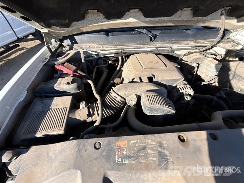 Chevrolet Silverado 1500 LT 4x4 Crew Cab Pickup Furgoni altro