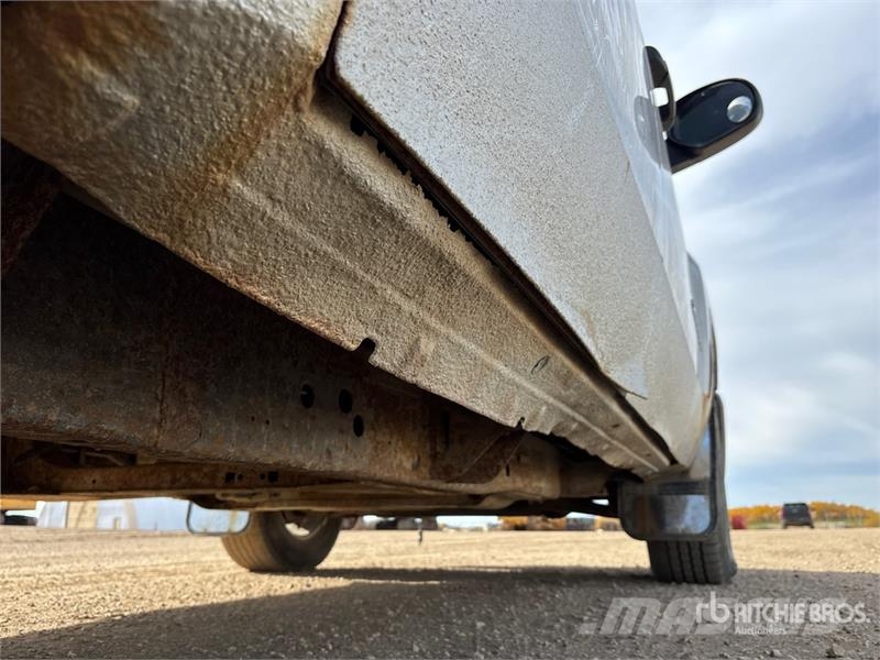 Chevrolet Silverado 1500 LT 4x4 Crew Cab Pickup Ostalo