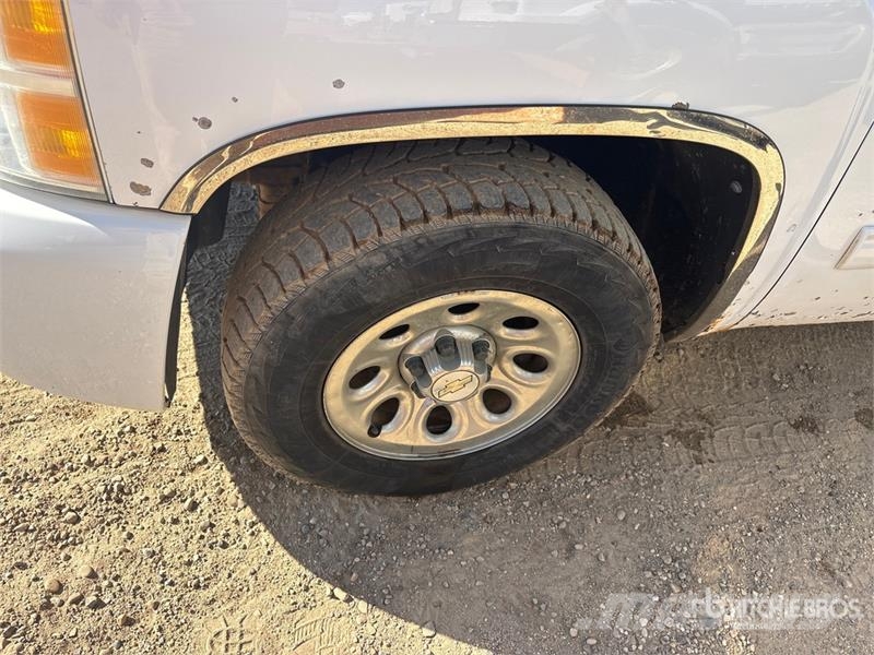 Chevrolet Silverado 1500 LS 4x4 Crew Cab Pickup Andre