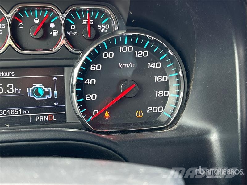 Chevrolet Silverado 1500 LT 4x4 Dual Cab Pickup Ostalo