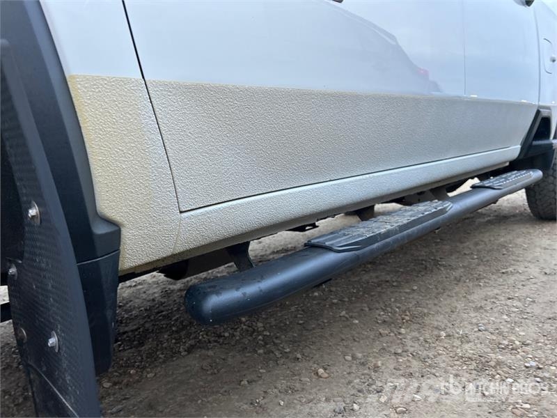 Chevrolet Silverado 2500HD 4x4 Crew Cab Pickup Ostalo