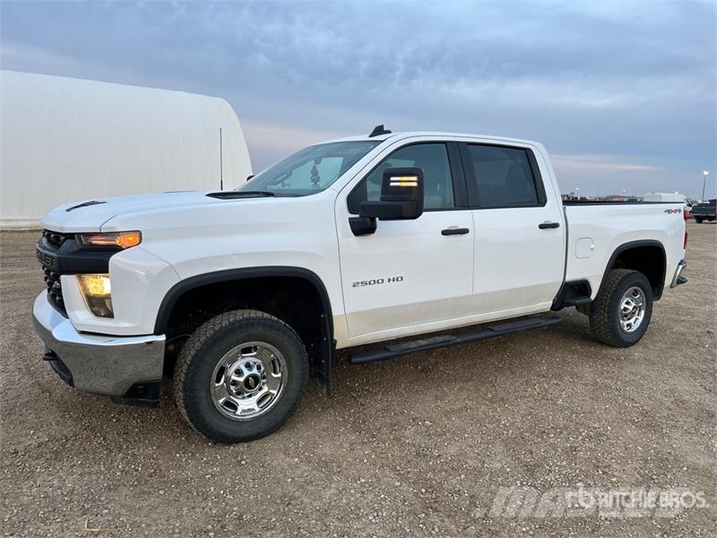 Chevrolet Silverado 2500HD 4x4 Crew Cab Pickup Ostalo