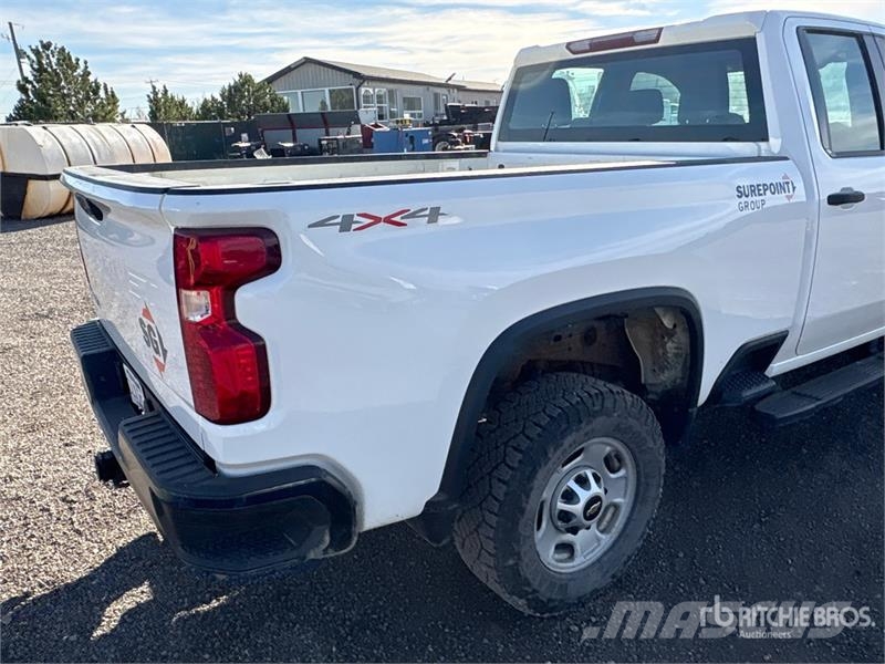 Chevrolet Silverado 2500 HD 4x4 Extended Cab Pickup Drugi