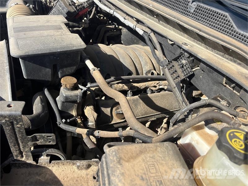 Chevrolet Silverado 2500HD 4x4 Crew Cab Pickup Други