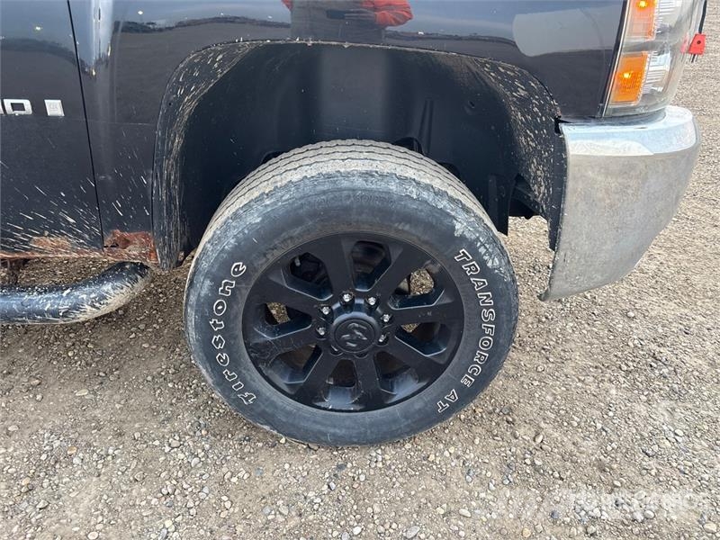 Chevrolet Silverado 2500 HD LTZ 4x4 Crew Cab Pickup أخرى