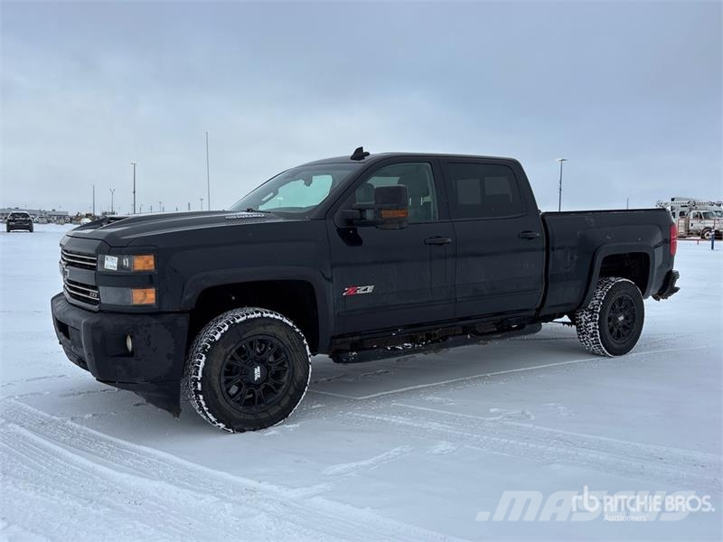Chevrolet Silverado 2500 LTZ 4x4 Crew Cab Pickup Anders