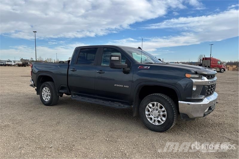 Chevrolet Silverado 2500 HD LT 4x4 Crew Cab Pickup Ostalo