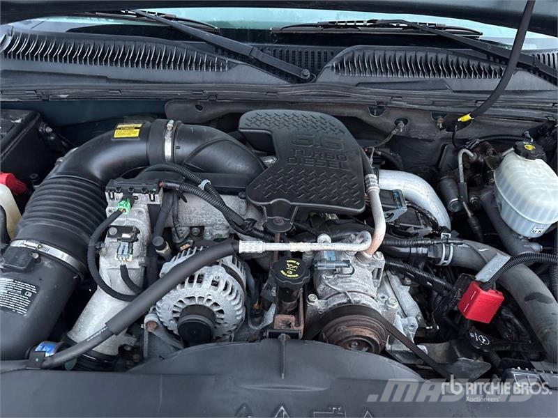 Chevrolet Silverado 2500 أخرى