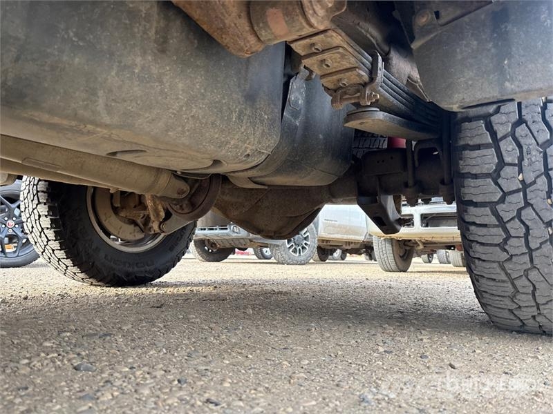 Chevrolet Silverado 2500 HD LT 4x4 Crew Cab Pickup Ostalo