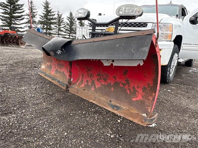 Chevrolet Silverado 2500HD LT 4x4 Crew Cab Snow Plow Truck Municipal/vehicul cu uz general
