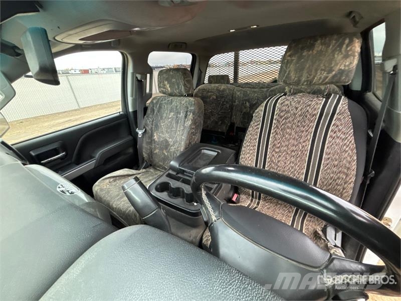 Chevrolet Silverado 2500HD Camiones plataforma
