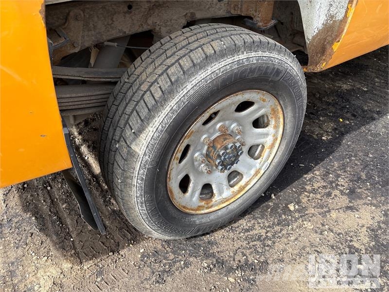 Chevrolet Silverado 2500HD 4x2 Pickup Други