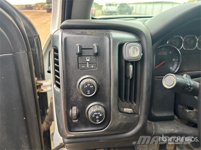 Chevrolet Silverado 2500HD Camiones plataforma