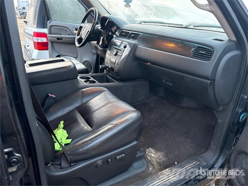 Chevrolet Silverado 2500 HD LTZ 4x4 Crew Cab Pickup أخرى