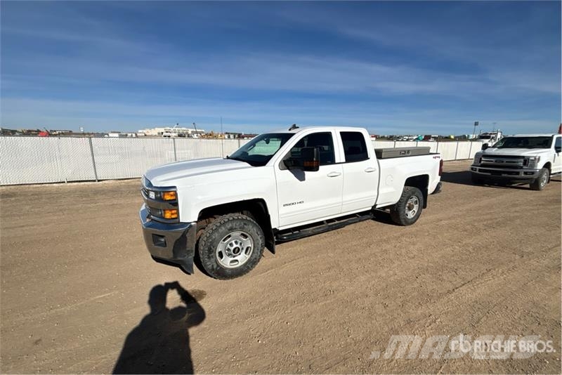 Chevrolet Silverado 2500 HD LT 4x4 Extended Cab Pickup Ostalo