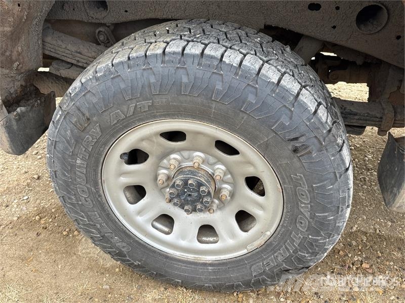 Chevrolet Silverado 2500 LT 4x4 Crew Cab Pickup Drugi