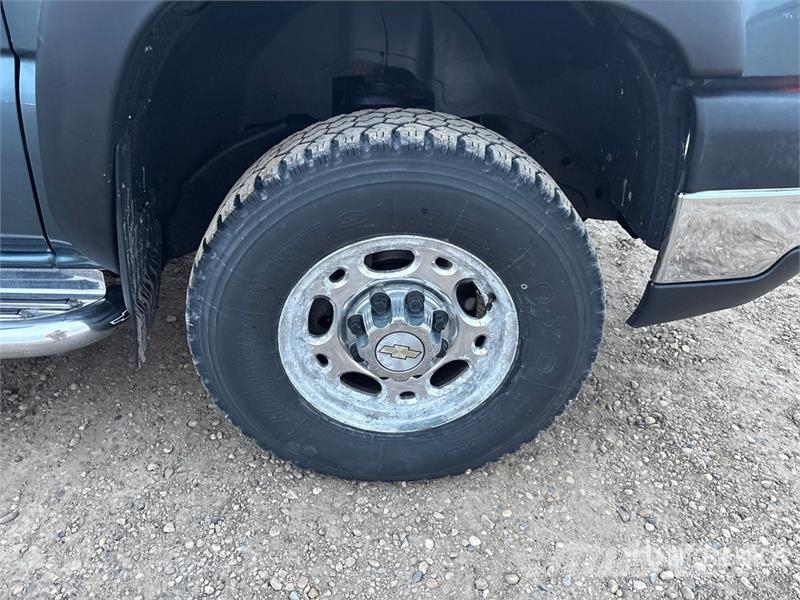 Chevrolet Silverado 2500 أخرى