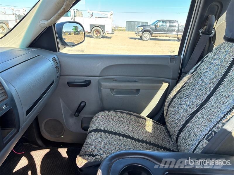 Chevrolet Silverado 2500 4x4 Pickup Drugi