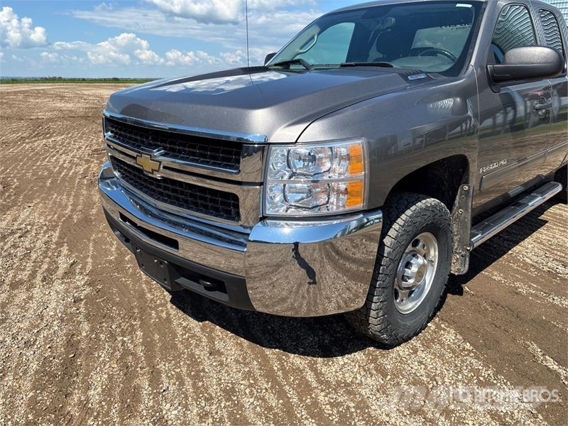 Chevrolet Silverado 2500 HD LT 4x4 Extended Cab Pickup Other